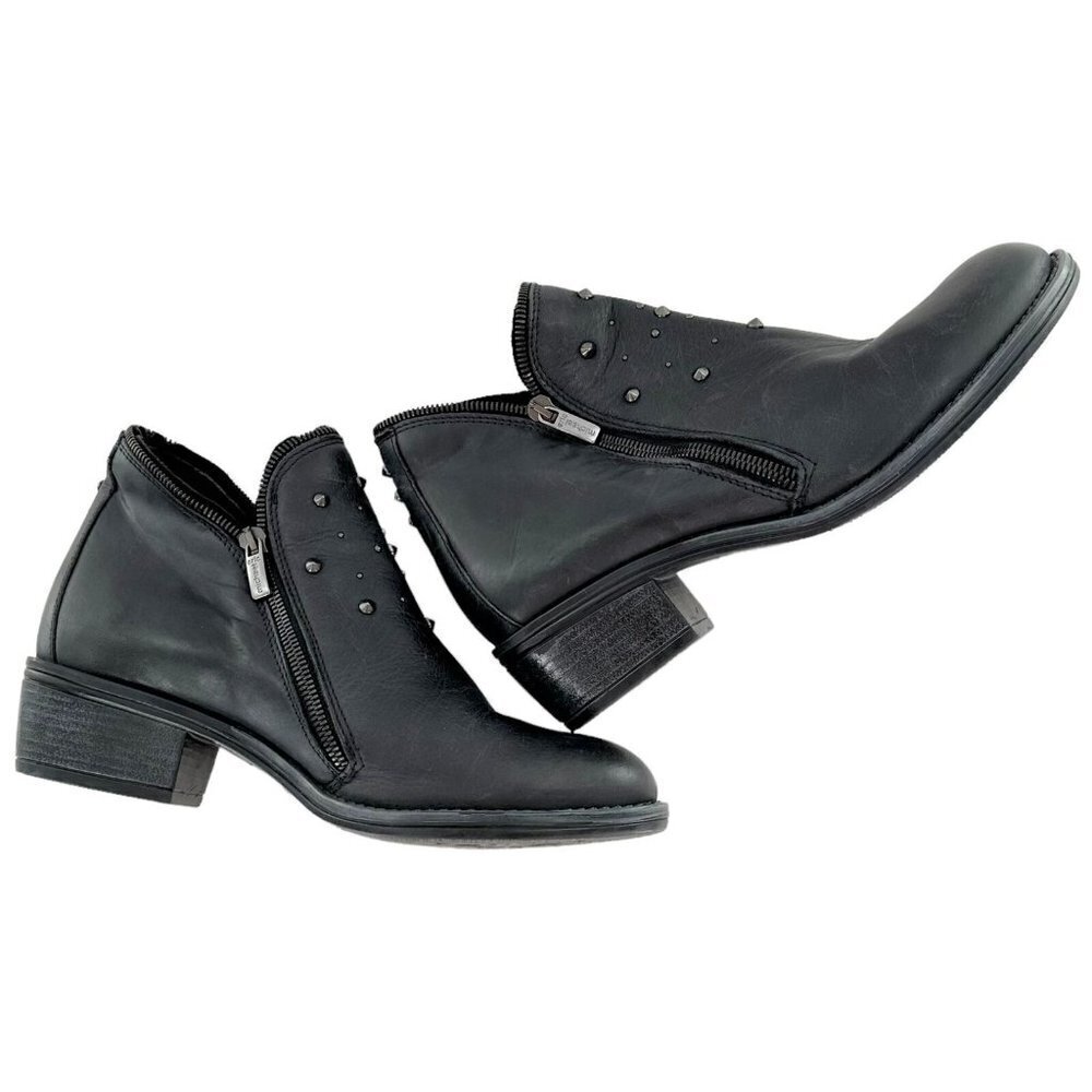 ERIC MICHAEL Studded Black Leather Ankle Boots Size 39 Moto Rocker Booties